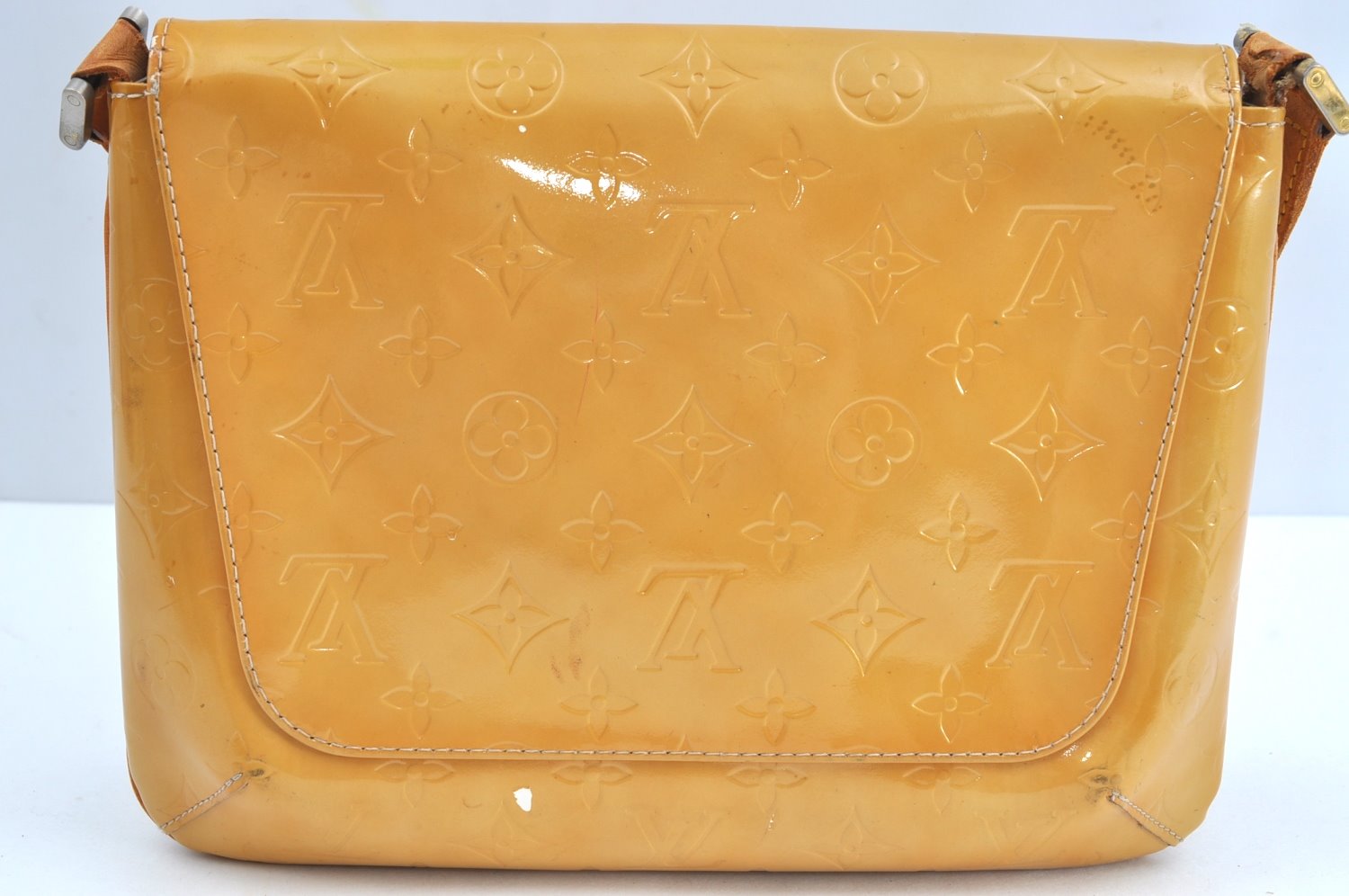 Auth Louis Vuitton Vernis Thompson Street Shoulder Bag Yellow M91008 Junk K6036
