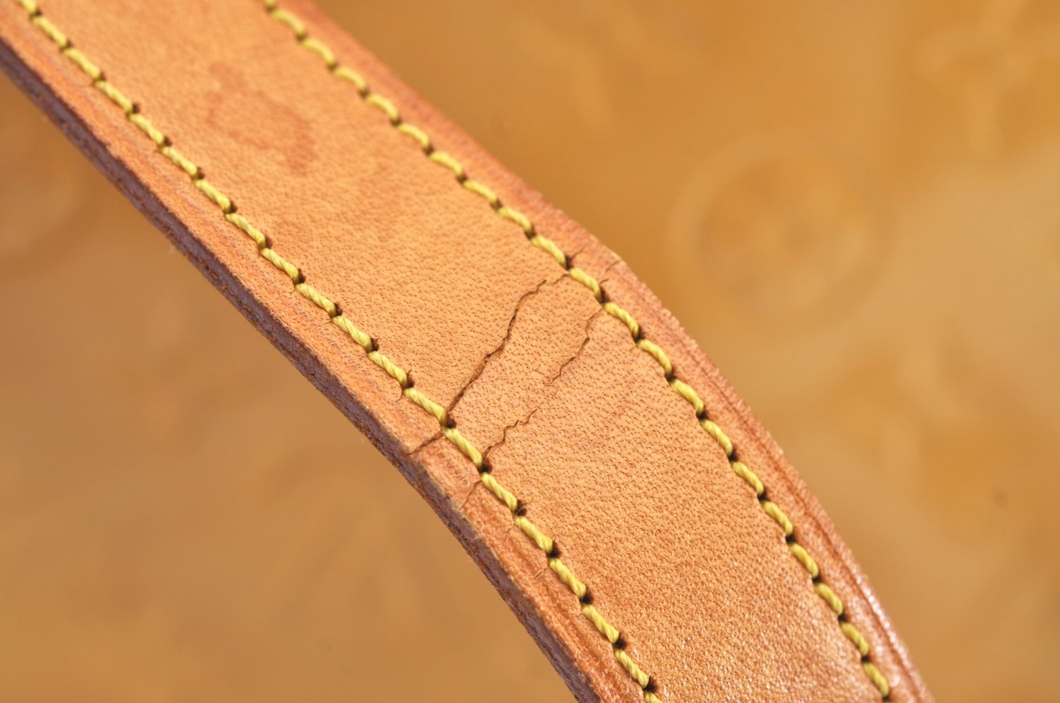 Auth Louis Vuitton Vernis Thompson Street Shoulder Bag Yellow M91008 Junk K6036