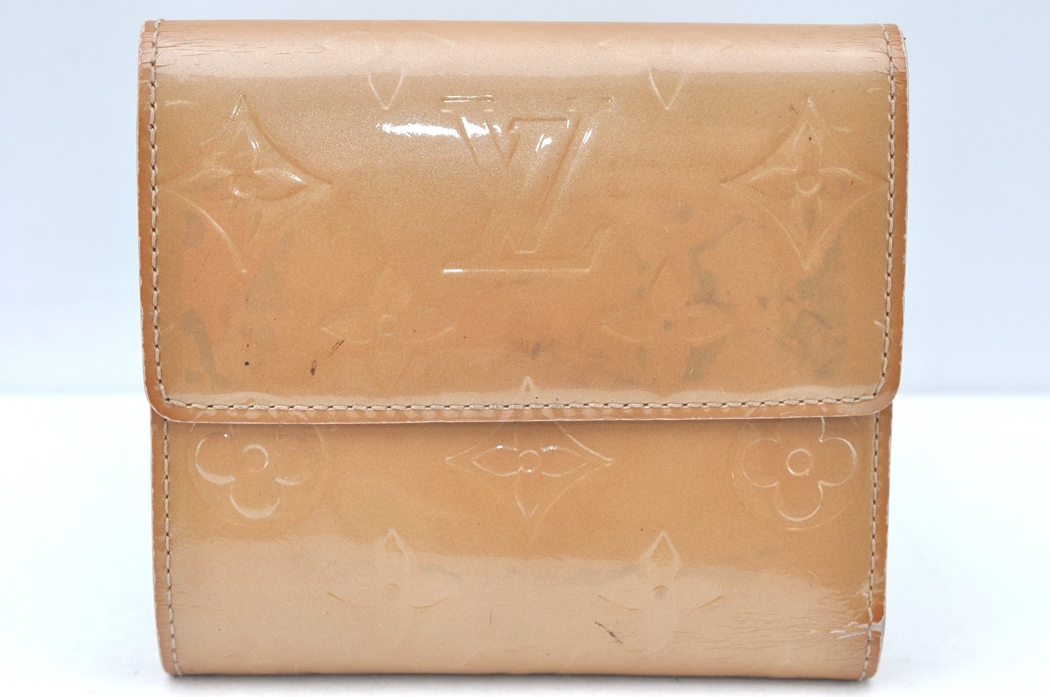 Auth Louis Vuitton Vernis Porte Monnaie Billets Cartes Credit Wallet Beige K6050