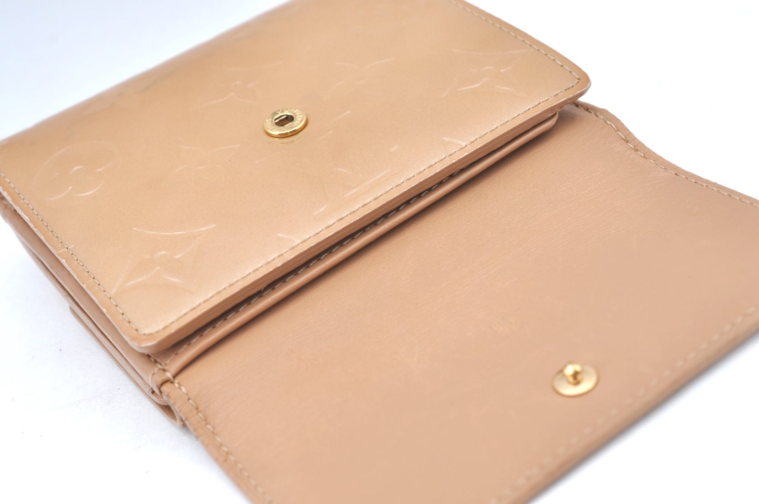 Auth Louis Vuitton Vernis Porte Monnaie Billets Cartes Credit Wallet Beige K6050