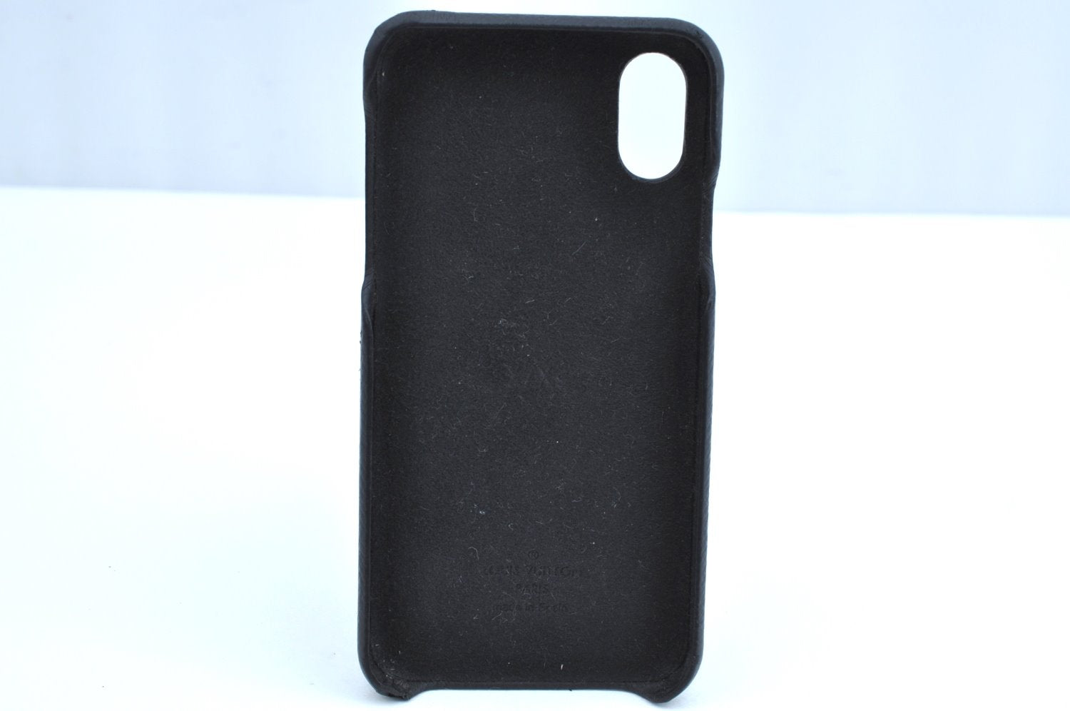 Authentic Louis Vuitton Taiga Bumper X Xs iPhone Case Black M30223 LV K6054