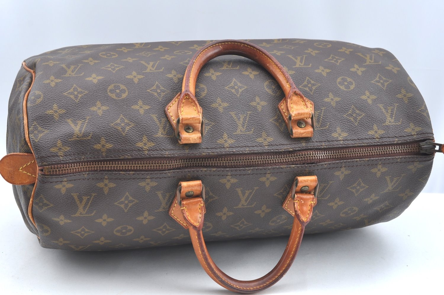 Authentic Louis Vuitton Monogram Speedy 40 Hand Boston Bag Old Model LV K6070