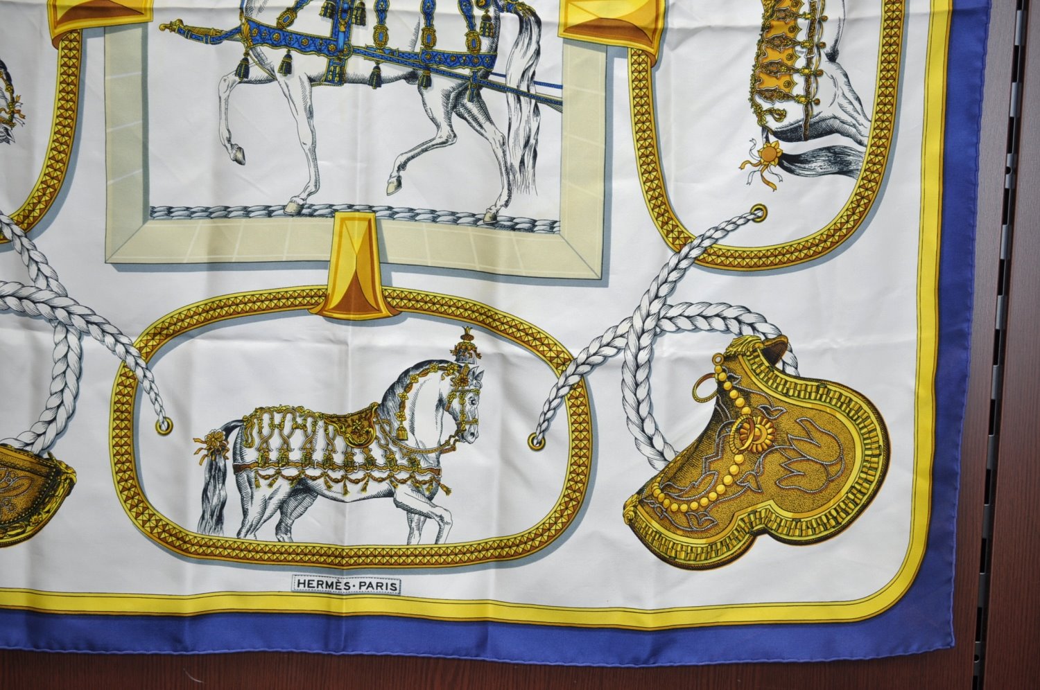 Authentic HERMES Carre 90 Scarf 