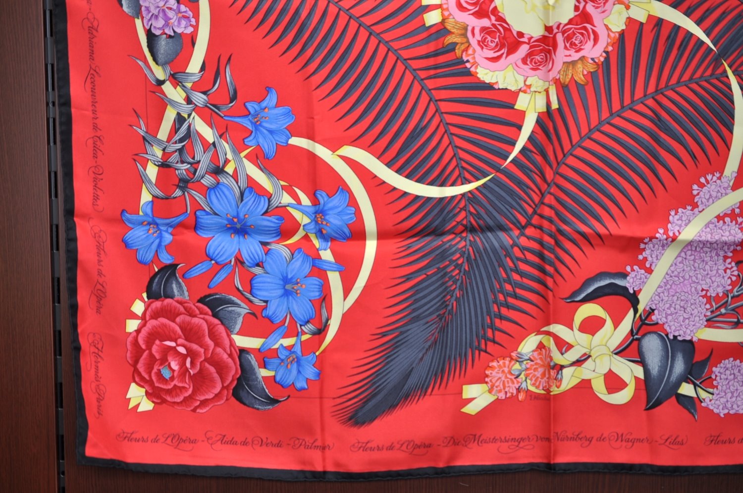 Authentic HERMES Carre 90 Scarf 