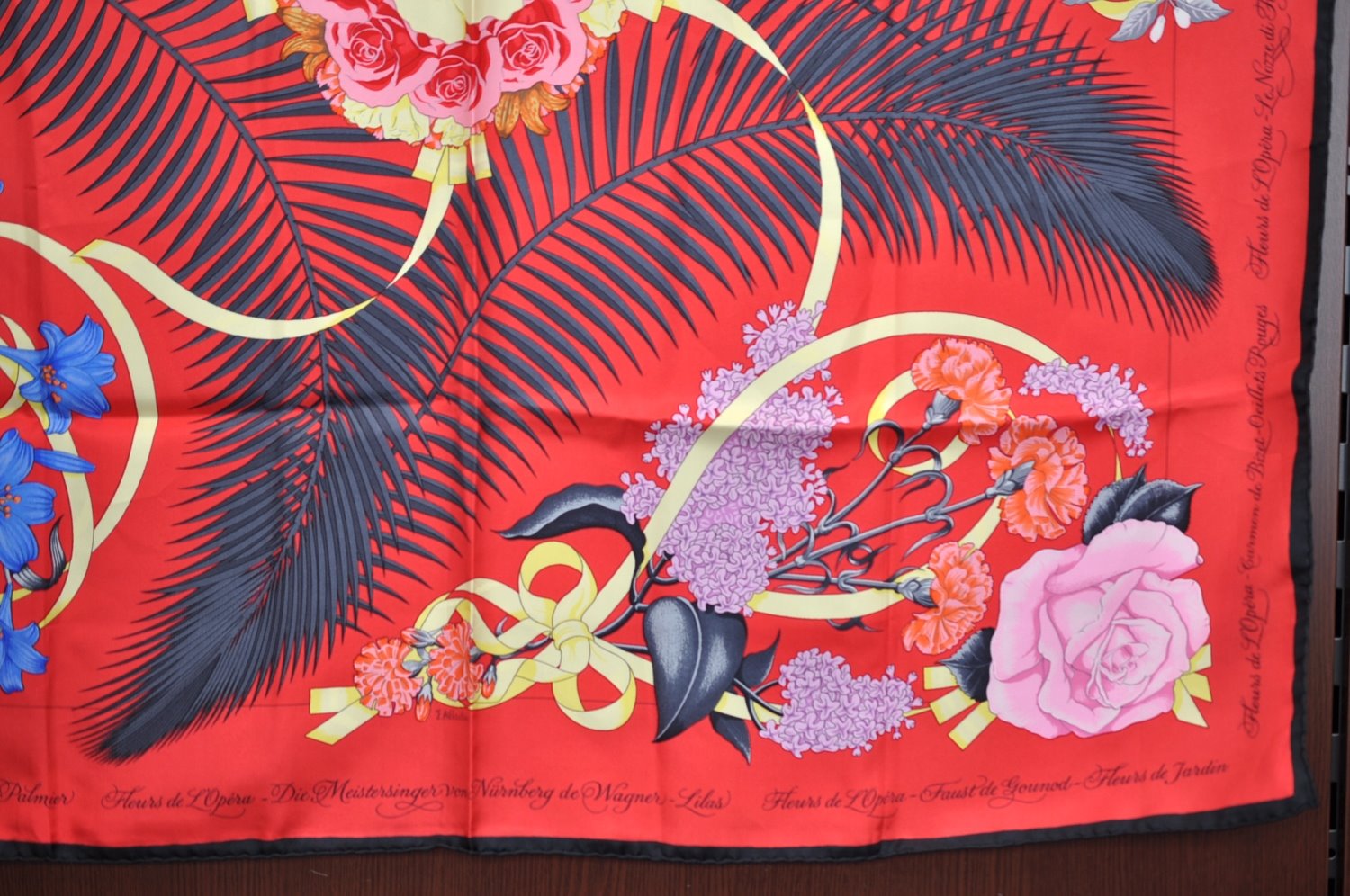 Authentic HERMES Carre 90 Scarf 