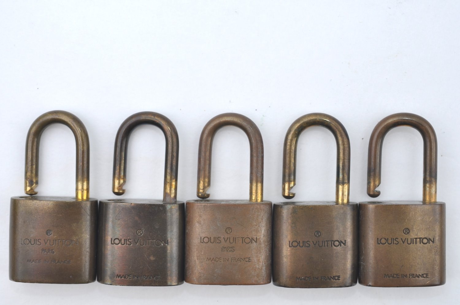 Authentic Louis Vuitton Padlock Gold 10Set LV K6086