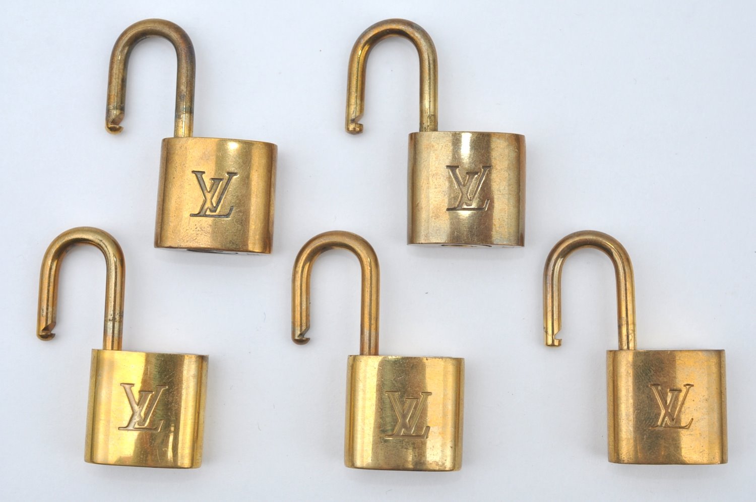 Authentic Louis Vuitton Padlock Gold 10Set LV K6087