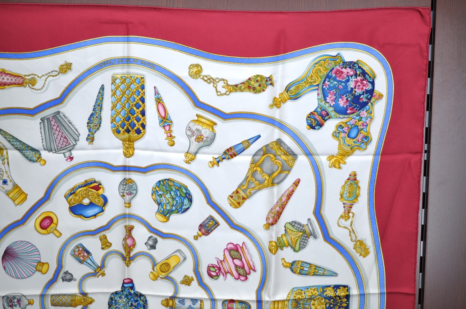 Authentic HERMES Carre 90 Scarf 