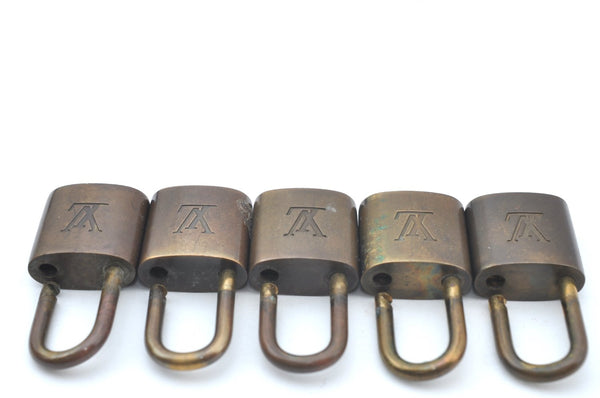 Authentic Louis Vuitton Padlock Gold 10Set LV K6098