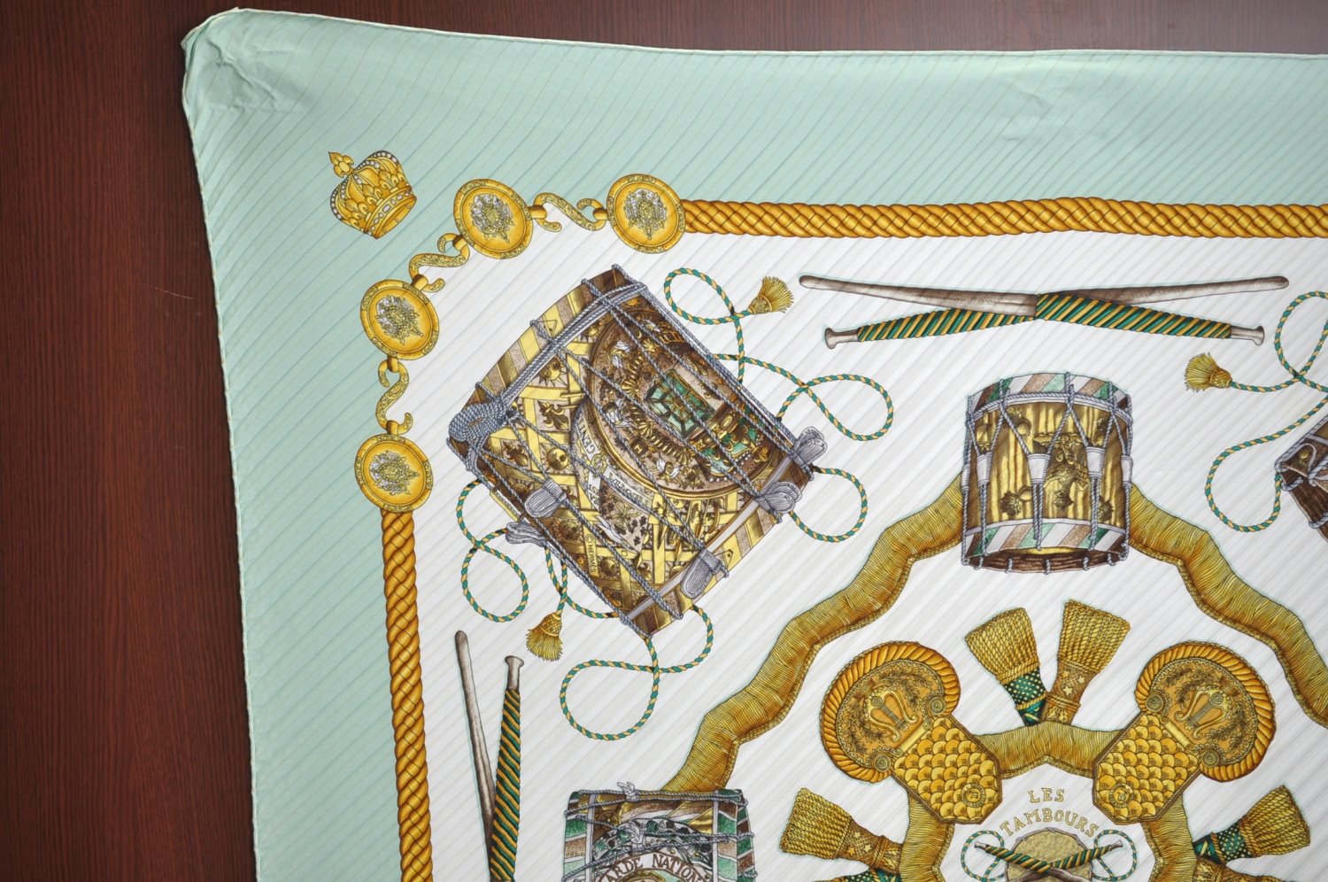 Authentic HERMES Pleats Scarf 