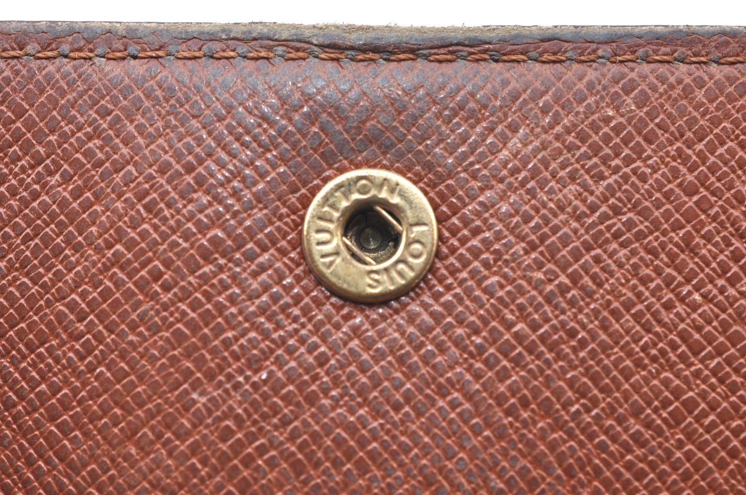 Authentic Louis Vuitton Monogram M61652 Porte Monnaie Billet Carte Credit K6148