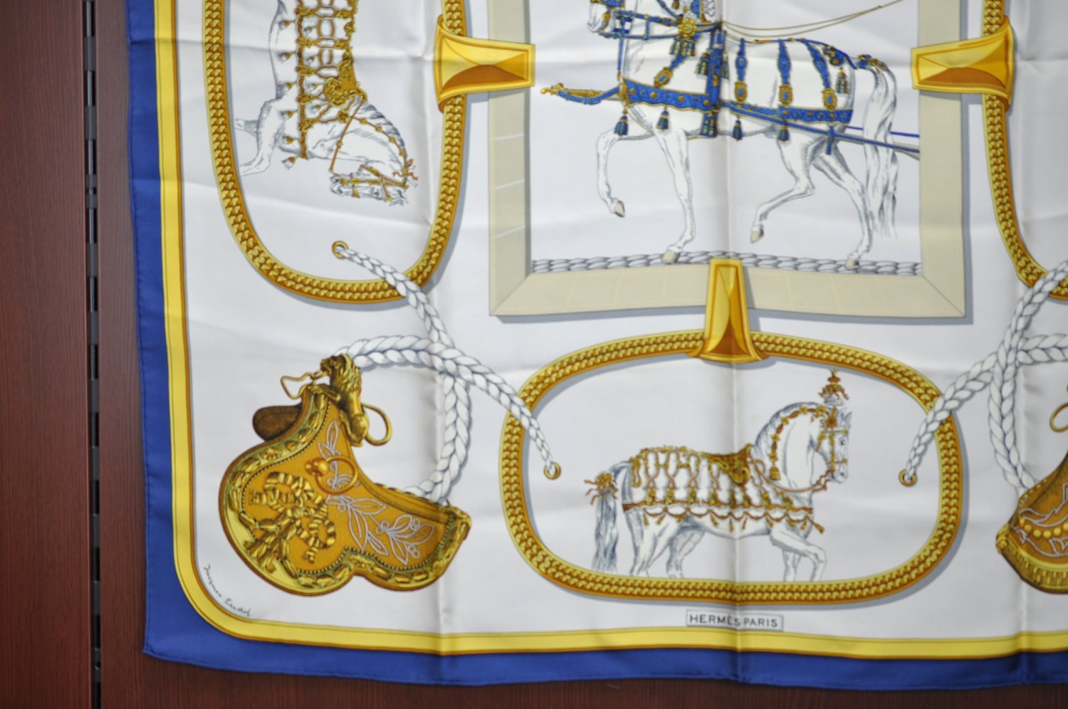 Authentic HERMES Carre 90 Scarf 