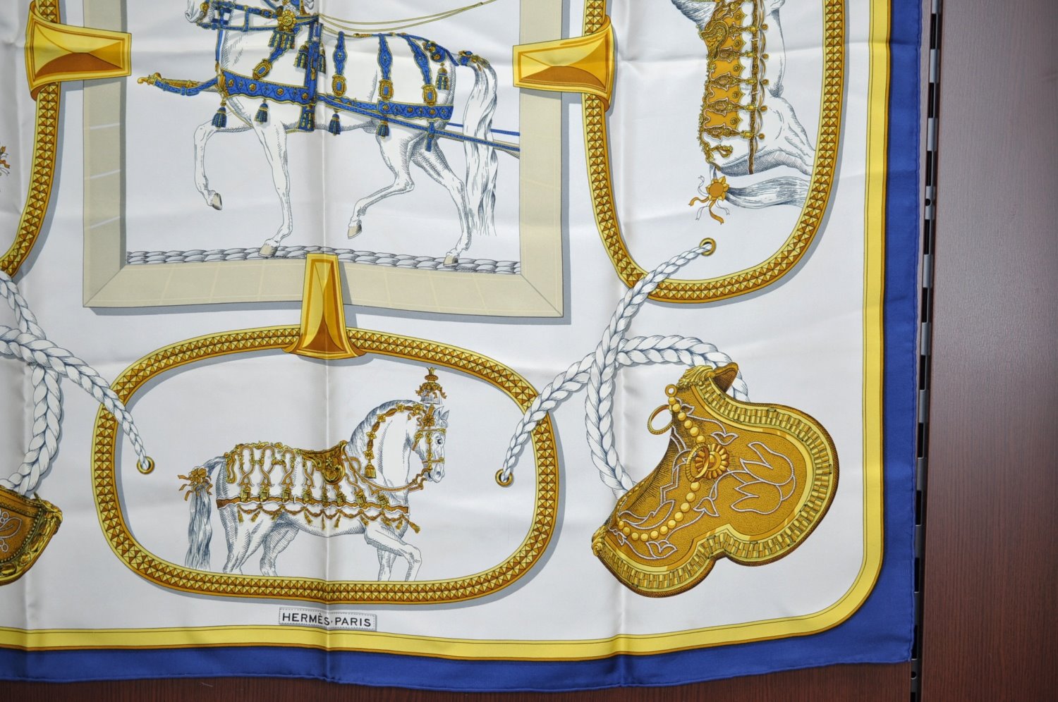 Authentic HERMES Carre 90 Scarf 