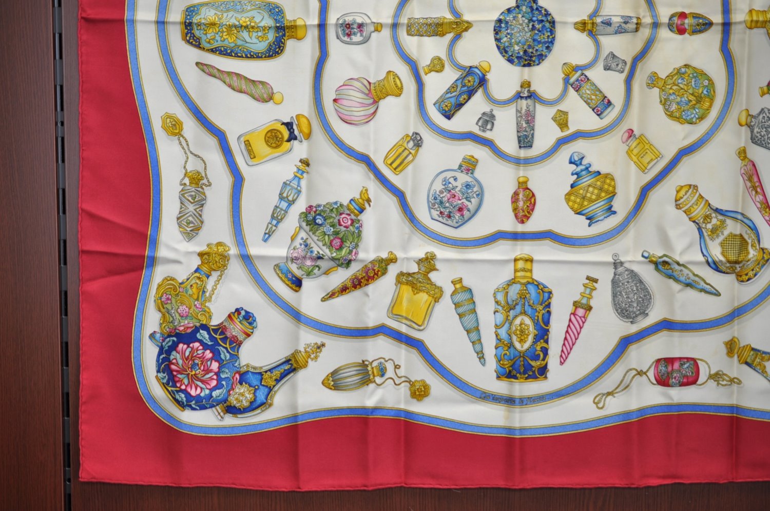 Authentic HERMES Carre 90 Scarf 