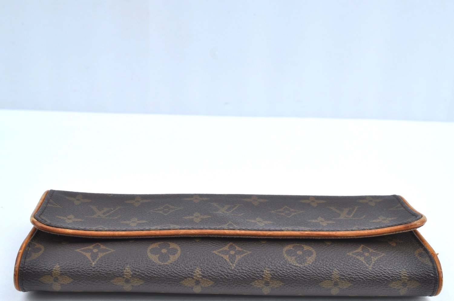 Authentic Louis Vuitton Monogram Pochette Twin GM Shoulder Bag M51852 LV K6224