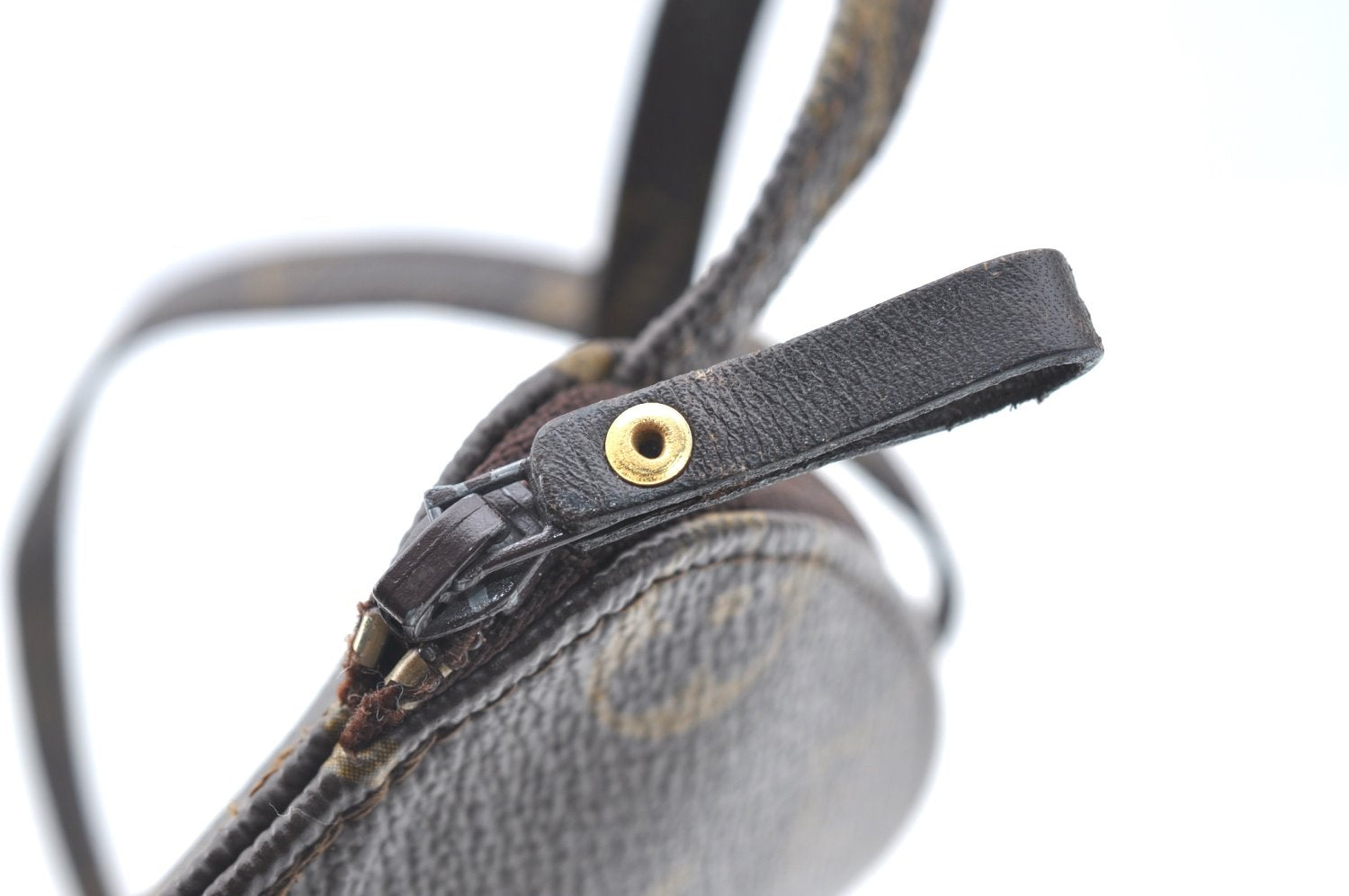 Authentic Louis Vuitton Monogram Pochette Secret M45484 Shoulder Bag Pouch K6364