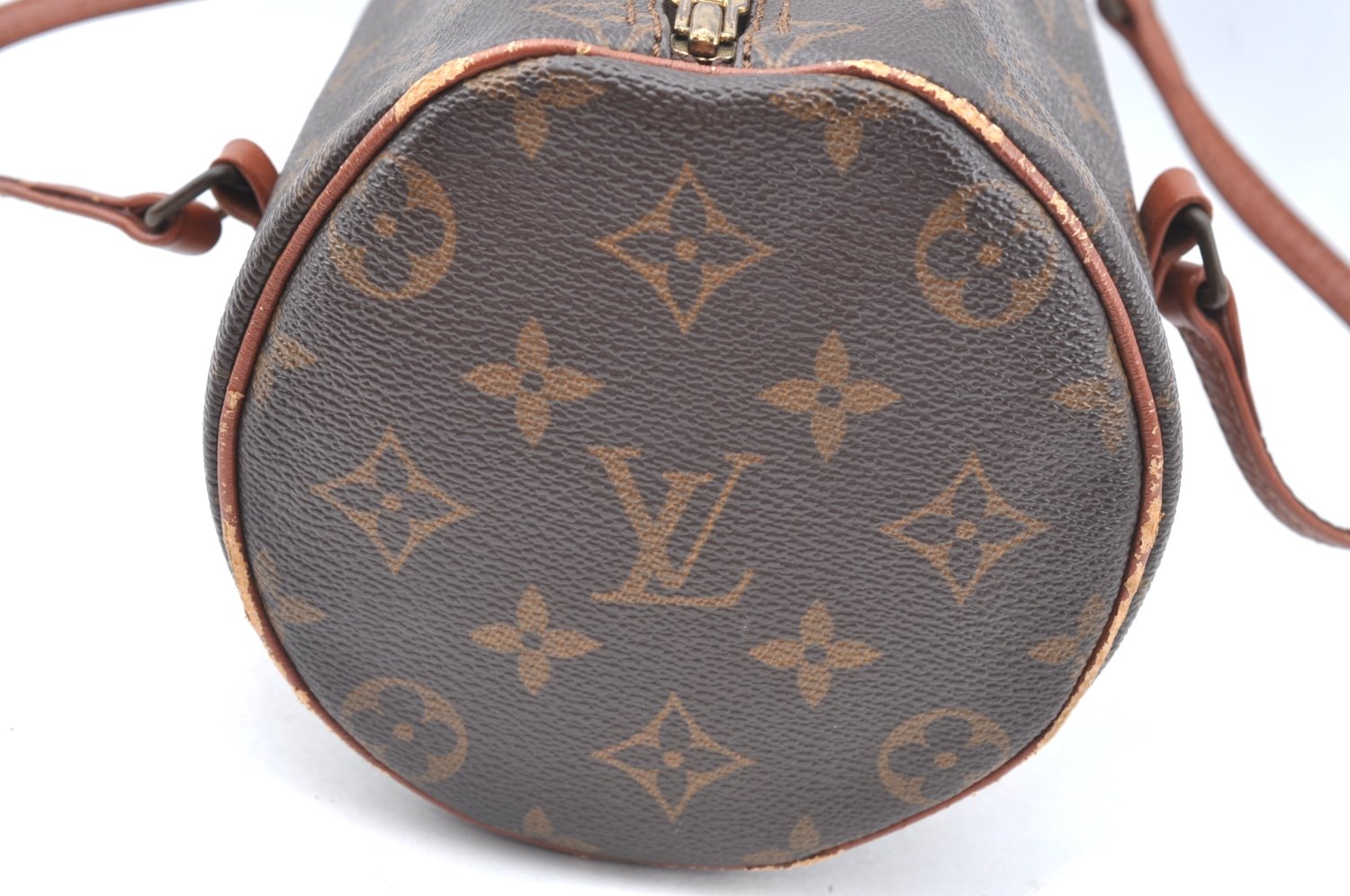 Authentic Louis Vuitton Monogram Papillon 26 Hand Bag Old Model LV K6391