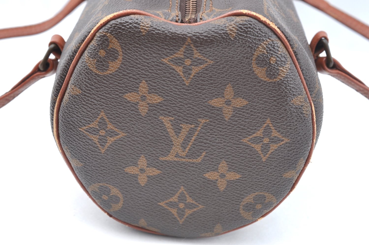 Authentic Louis Vuitton Monogram Papillon 26 Hand Bag Old Model LV K6391