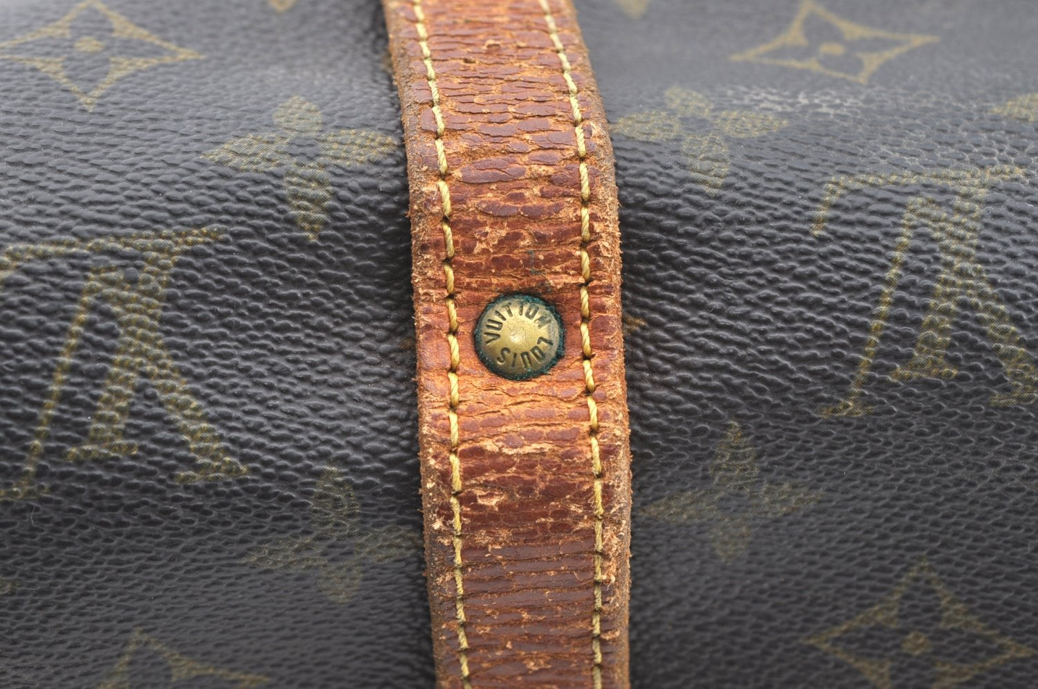 Authentic Louis Vuitton Monogram Saumur 30 Shoulder Cross Bag M42256 LV K6401