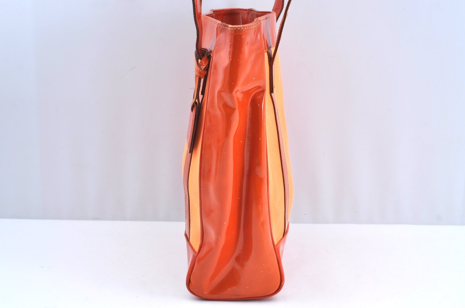 Authentic GUCCI Vintage Shoulder Tote Bag Polyurethane Enamel Orange Junk K6437