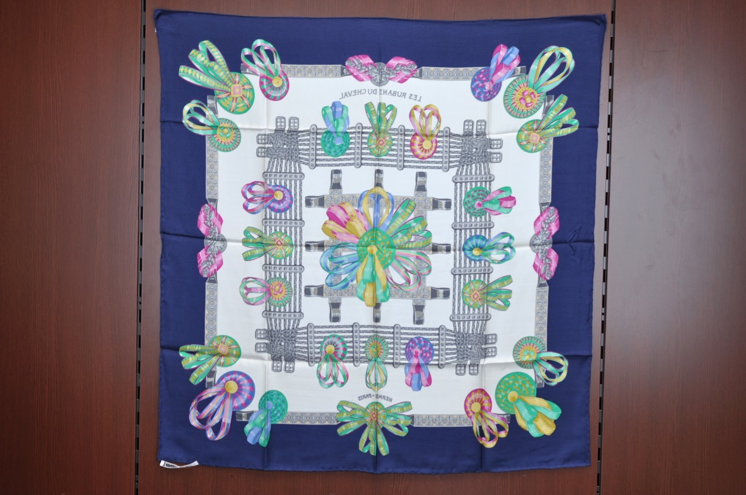 Authentic HERMES Carre 90 Scarf 