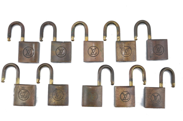 Authentic Louis Vuitton Padlock 10Set Old Model LV H6226